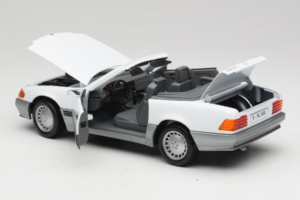 Mercedes 500 SL R129 Weiß Roadtough 1:18 92048 Druckguss — Bild 5 von 8