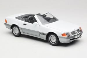Mercedes 500 SL R129 Weiß Roadtough 1:18 92048 Druckguss — Bild 6 von 8