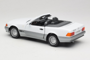 Mercedes 500 SL R129 Weiß Roadtough 1:18 92048 Druckguss — Bild 7 von 8