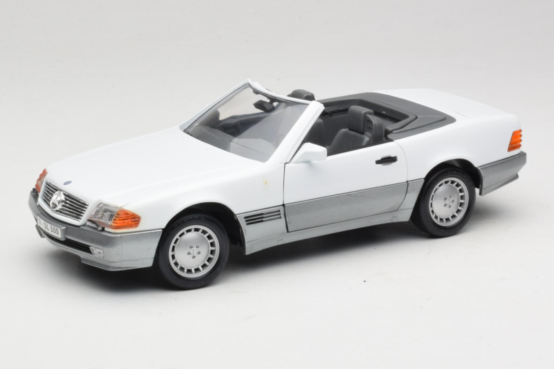 Mercedes 500 SL R129 Weiß Roadtough 1:18 92048 Druckguss