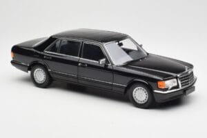 Mercedes 560 SEL W126 Schwarz Händler Edition Norev 1:18 B66040599 Druckguss — Bild 6 von 8