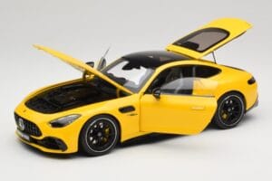 Mercedes AMG GT 43 C192 Turbo Sun Yellow NZG 1:18 B66960587 Druckguss — Bild 2 von 8