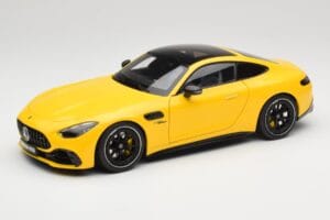 Mercedes AMG GT 43 C192 Turbo Sun Yellow NZG 1:18 B66960587 Druckguss