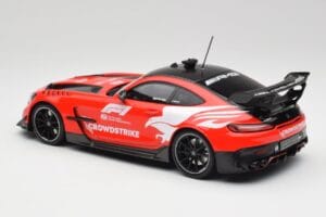 Mercedes AMG GT Black Series F1 Safety Car 2022 Minichamps 1:18 153032093 Druckguss — Bild 5 von 6
