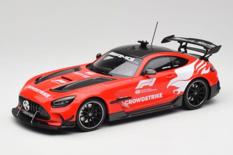 Mercedes AMG GT Black Series F1 Safety Car 2022 Minichamps 1:18 153032093 Druckguss