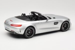 Mercedes AMG GT C Roadster R190 Silber Norev 1:18 183453 Druckguss — Bild 2 von 6