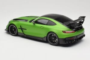 Mercedes AMG GT C190 Black Series Green Hell Magno Minichamps 1:18 155032020 Druckguss — Bild 5 von 6