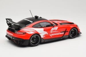 Mercedes AMG GT C190 Black Series Safety Car F1 2022 Minichamps 1:18 155032090 Druckguss — Bild 2 von 6