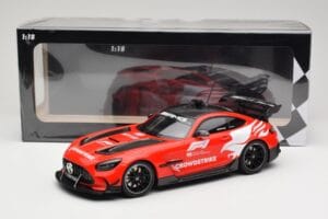 Mercedes AMG GT C190 Black Series Safety Car F1 2022 Minichamps 1:18 155032090 Druckguss — Bild 6 von 6