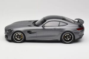 Mercedes AMG GT R C190 Matt Grau Metallic Minichamps 1:18 155036026 Druckguss — Bild 3 von 6