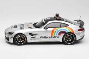 Mercedes AMG GT R C190 Safety Car F1 2020 Minichamps 1:18 155036092 Druckguss — Bild 3 von 6