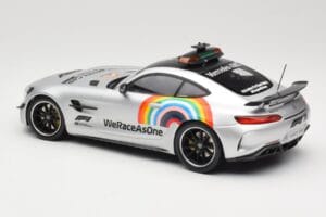Mercedes AMG GT R C190 Safety Car F1 2020 Minichamps 1:18 155036092 Druckguss — Bild 5 von 6