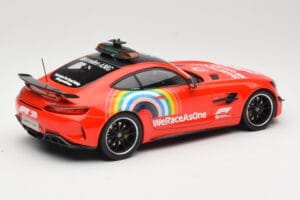 Mercedes AMG GT R C190 Safety Car F1 Mugello GP 2020 Minichamps 1:18 155036094 Druckguss — Bild 2 von 6