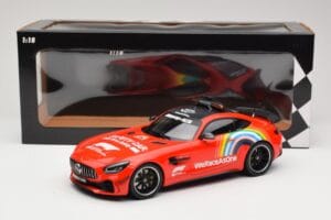 Mercedes AMG GT R C190 Safety Car F1 Mugello GP 2020 Minichamps 1:18 155036094 Druckguss — Bild 6 von 6