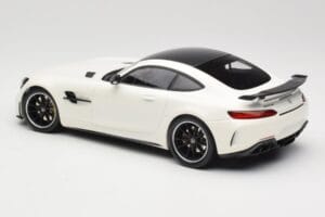 Mercedes AMG GT R C190 Weiß Metallic Minichamps 1:18 155036028 Druckguss — Bild 5 von 6