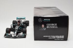 Mercedes AMG Petronas W11 #63 G. Russell Sakhir GP 2020 Minichamps 1:18 110201663 Druckguss — Bild 6 von 6