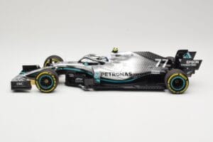 Mercedes AMG Petronas Motorsport W10 #77 V. Bottas 2nd Place Chinese GP 2019 Minichamps 1:18 110190377 Druckguss — Bild 3 von 6