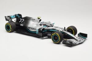 Mercedes AMG Petronas Motorsport W10 #77 V. Bottas 2nd Place Chinese GP 2019 Minichamps 1:18 110190377 Druckguss — Bild 4 von 6