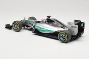 Mercedes AMG Petronas W06 Hybrid #44 L. Hamilton F1 World Champion 2015 Minichamps 1:18 186150044 Druckguss — Bild 5 von 6