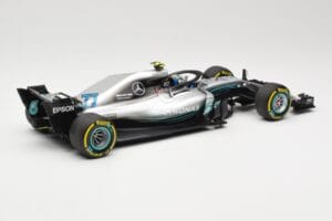 Mercedes AMG Petronas W09 #77 V. Bottas F1 2018 Minichamps 1:18 110180077 Druckguss — Bild 2 von 6