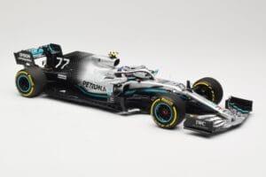 Mercedes AMG Petronas W10 #77 V. Bottas Winner USA GP 2019 Minichamps 1:18 110191877 Druckguss — Bild 4 von 6