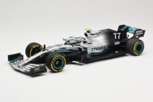 Mercedes AMG Petronas W10 #77 V. Bottas Winner USA GP 2019 Minichamps 1:18 110191877 Druckguss