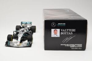 Mercedes AMG Petronas W10 #77 V. Bottas Winner USA GP 2019 Minichamps 1:18 110191877 Druckguss — Bild 6 von 6