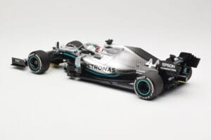 Mercedes AMG Petronas W10 EQ Power+ #44 L. Hamilton USA GP F1 World Champion 2019 Minichamps 1:18 110191844 Druckguss — Bild 6 von 7
