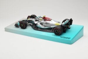 Mercedes AMG Petronas W13 E Performance #44 L. Hamilton 2022 Minichamps 1:18 113220044 Druckguss — Bild 5 von 6
