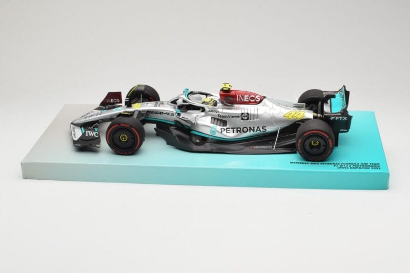 Mercedes AMG Petronas W13 E Performance #44 L. Hamilton 2022 Minichamps 1:18 113220044 Druckguss