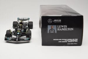 Mercedes AMG Petronas W14 E Performance #44 L. Hamilton Bahrain GP 2023 Minichamps 1:18 110230144 Druckguss — Bild 6 von 6