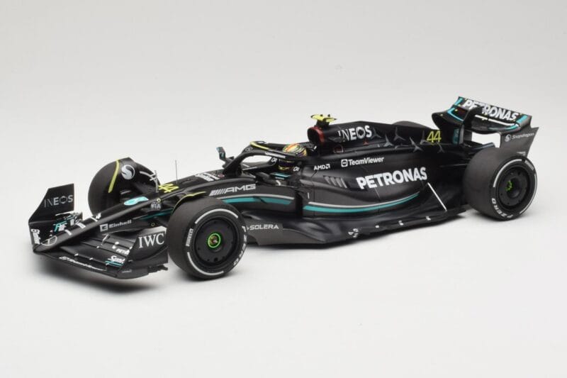 Mercedes AMG Petronas W14 E Performance #44 L. Hamilton Bahrain GP 2023 Minichamps 1:18 110230144 Druckguss