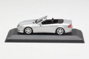 Mercedes AMG SL63 R230 Silber Wheels Type 2 Minichamps 1:43 SL63001 Druckguss