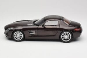 Mercedes AMG SLS C197 Brown Metallic Minichamps 1:18 100039028 Druckguss — Bild 4 von 8