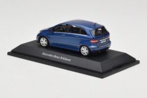 Mercedes B-Class W245 Lotus Blue Metallic Minichamps 1:43 B66962407 Druckguss — Bild 3 von 4