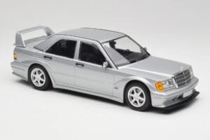 Mercedes 190E W201 2.5-16 EVO 2 Astral Silber Metallic Minichamps 1:18 155036101 Druckguss — Bild 4 von 6
