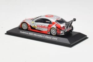 Mercedes C-Class C203 #1 Vodafone AMG B. Schneider DTM 2004 Minichamps 1:43 B66962207 Druckguss — Bild 3 von 4
