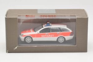 Mercedes C-Class S203 Notarzt Minichamps 1:43 430030190 Druckguss — Bild 4 von 4