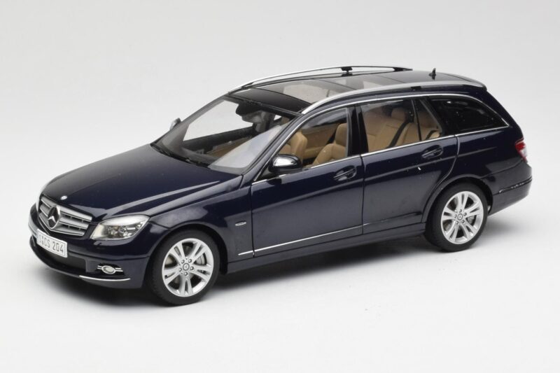 Mercedes C-Class S204 T-Modell Tanzanite Blau AUTOart 1:18 B66962352 Druckguss