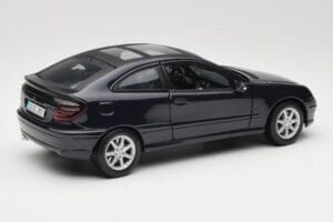 Mercedes C-Class Sports Coupe CL203 Blau Maisto 1:18 B66962124 Druckguss — Bild 3 von 8