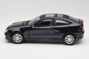 Mercedes C-Class Sports Coupe CL203 Blau Maisto 1:18 B66962124 Druckguss — Bild 4 von 8