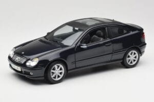 Mercedes C-Class Sports Coupe CL203 Blau Maisto 1:18 B66962124 Druckguss