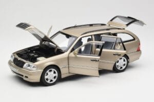 Mercedes C-Class T-Model W202 Smoke Silver Norev 1:18 183388 Druckguss — Bild 2 von 8
