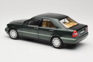 Mercedes C-Class W202 Malachite Green Norev 1:18 183372 Druckguss — Bild 6 von 8