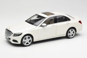 Mercedes C-Class W205 Diamond Weiß Metallic Norev 1:18 B66960256 Druckguss