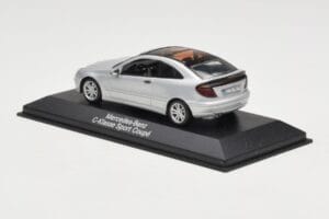 Mercedes C-Class W203 Sport Coupe Silber Minichamps 1:43 B66961916 Druckguss — Bild 3 von 4