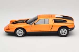 Mercedes C111 II White Autumn Metallic Norev 1:18 183050 Druckguss — Bild 4 von 10