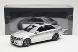 Mercedes C63 AMG W204 Silber GT Spirit 1:18 GT462 Resin — Bild 6 von 6
