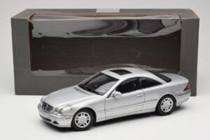 Mercedes CL 500 C215 Silber AUTOart 1:18 B66962152 Druckguss — Bild 8 von 8