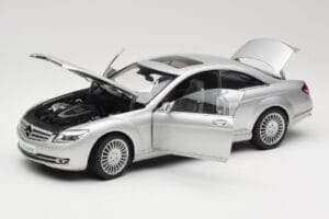 Mercedes CL-Class C216 Silber AUTOart 1:18 76164 Druckguss — Bild 2 von 8
